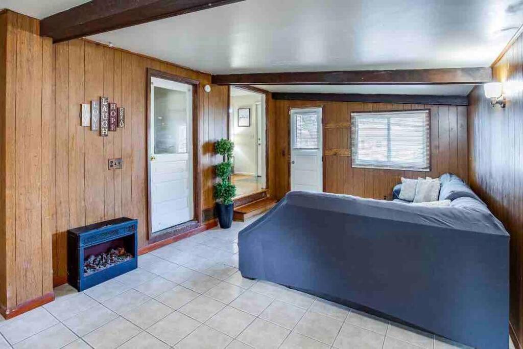 {Hot Tub In Ranch} Mins To Airport/Uofr/Strng/Dwtn Βίλα Ρότσεστερ Εξωτερικό φωτογραφία